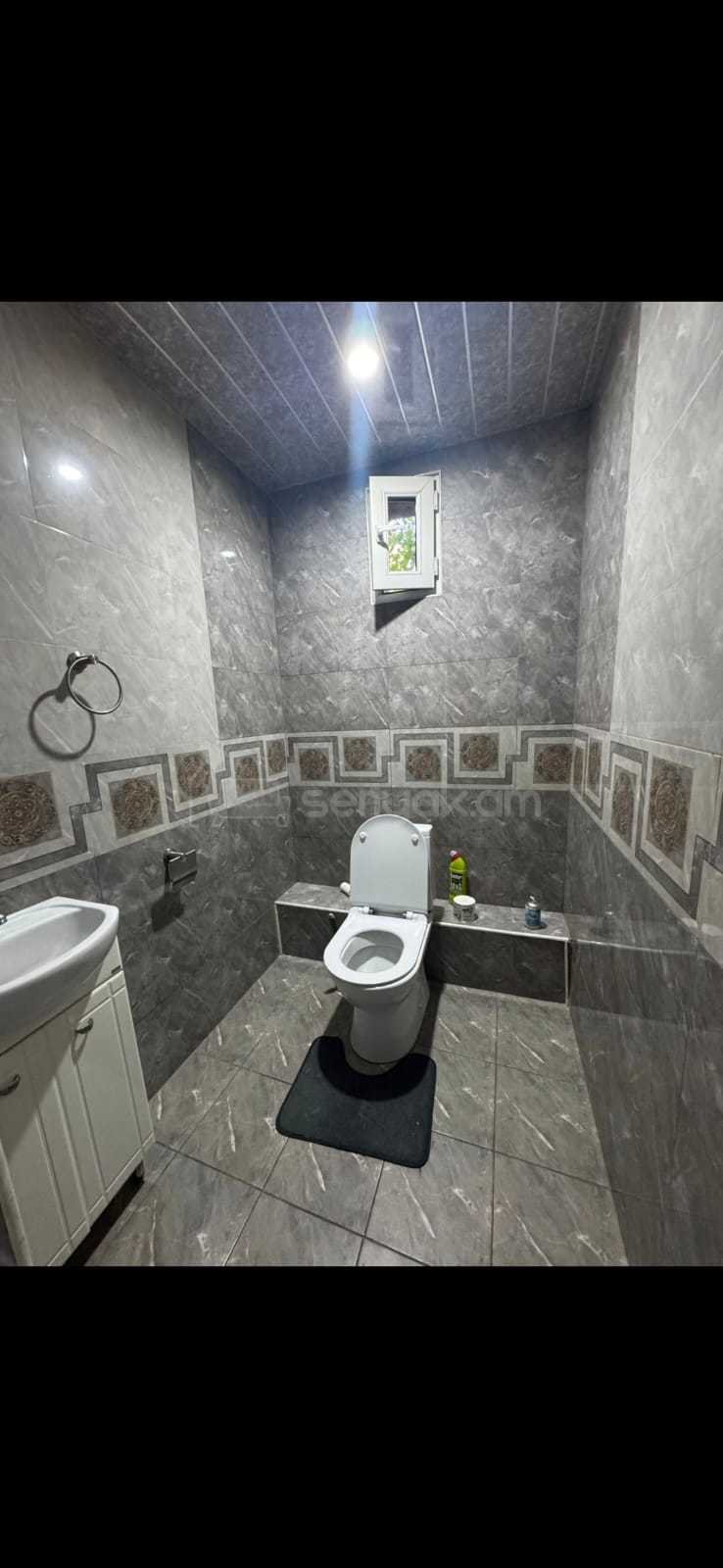 5 Սենյականոց Սեփական Տուն, 200քմ, Նորմալ Վիճակում, Կահավորված