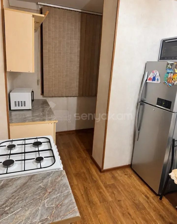 3 Սենյականոց Բնակարան, 64քմ, 6/12 հարկ, Կոսմետիկ Վերանորոգված