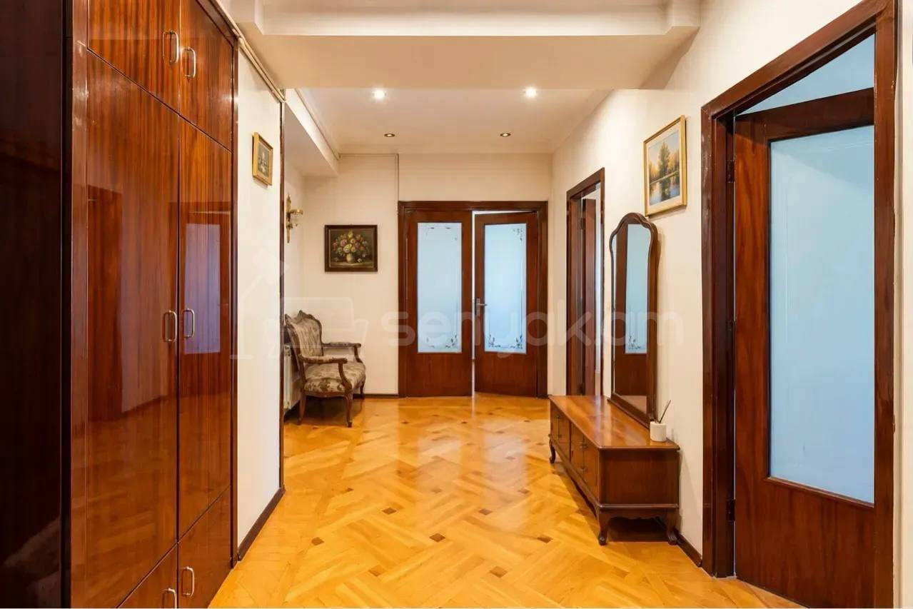 4 Սենյականոց Բնակարան, 120քմ, 6/16 հարկ, Կոսմետիկ Վերանորոգված, Կահավորված, Արևկող