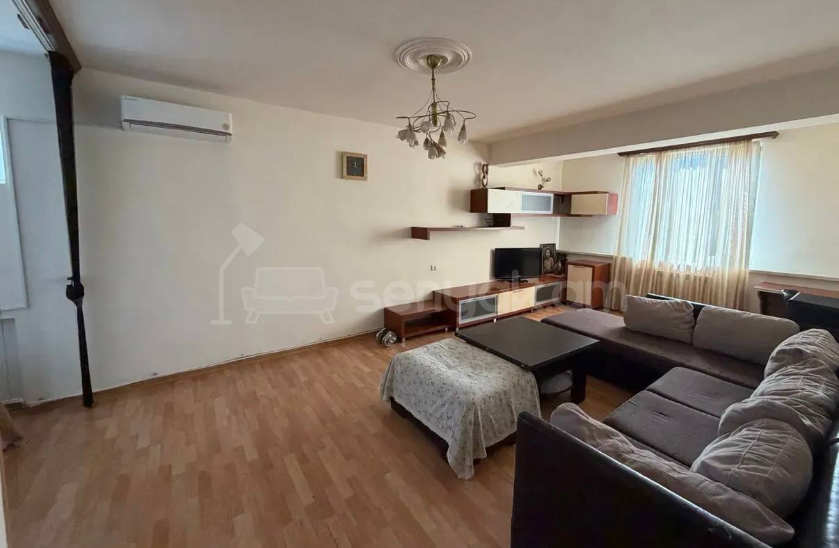 2 Սենյականոց Բնակարան Քարե Շենքում, 50քմ, 3/5 հարկ, Կապիտալ Վերանորոգված, Կահավորված, Արևկող