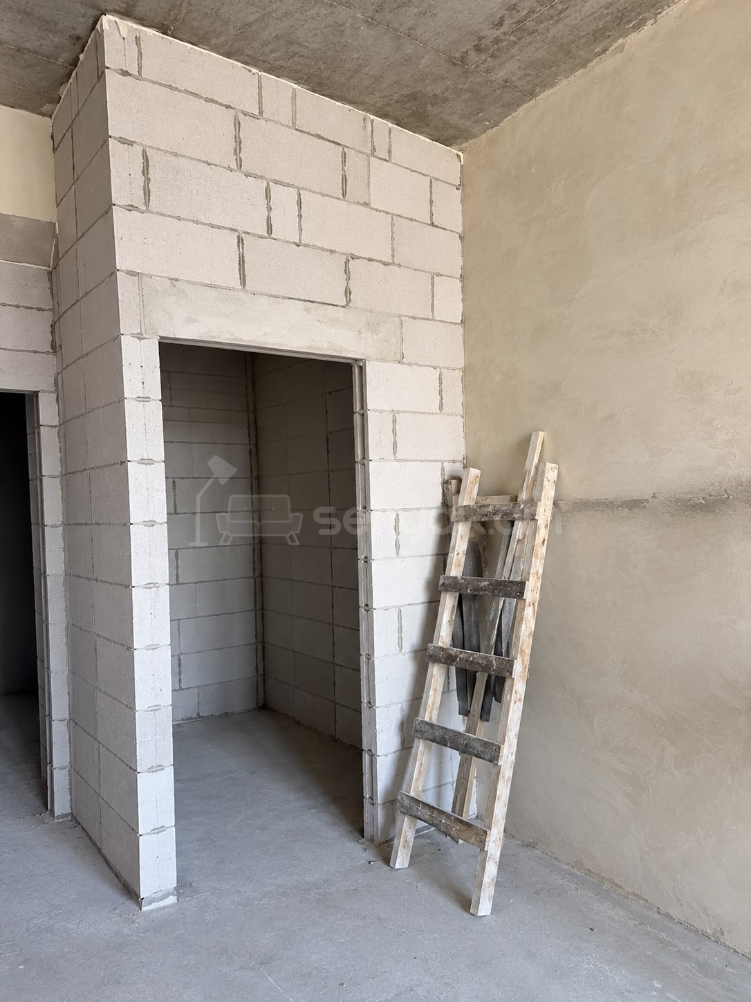4 Սենյականոց Բնակարան Նորակառույցում, 112քմ, 3/17 հարկ, Զրոյական Վիճակում