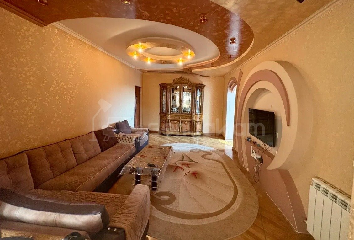 4 Սենյականոց Բնակարան, 100քմ, 8/11 հարկ, Կապիտալ Վերանորոգված