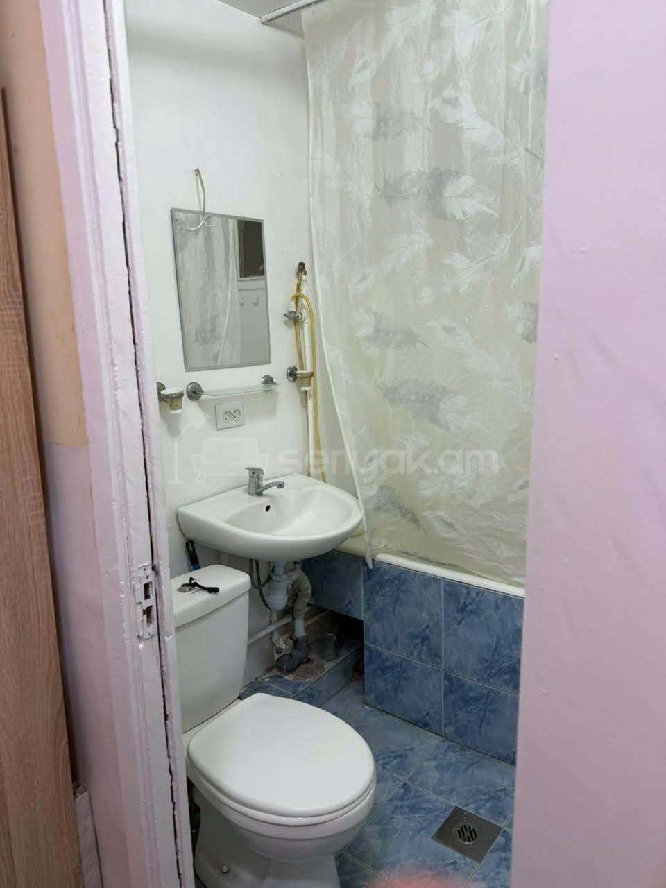 1 Սենյականոց Բնակարան, 33քմ, 3/4 հարկ, Նորմալ Վիճակում, Կահավորված