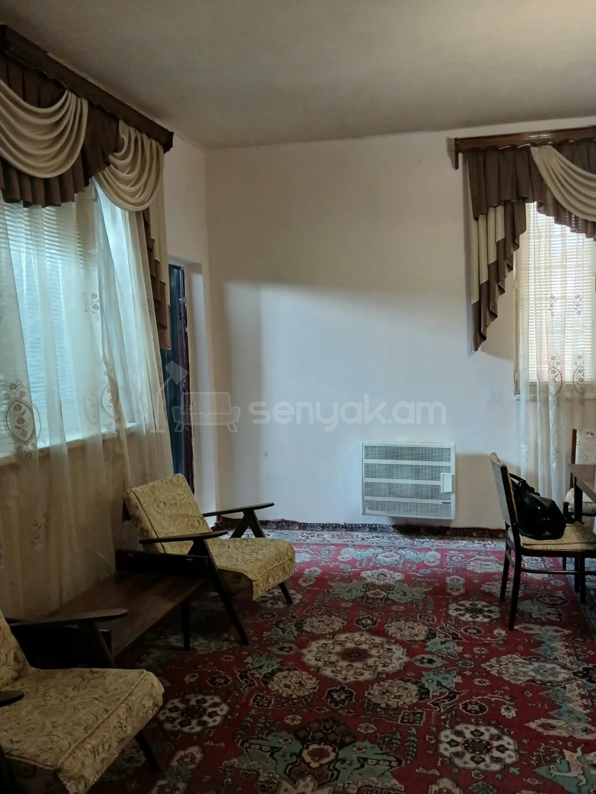 3 Սենյականոց Սեփական Տուն, 90քմ, Նորմալ Վիճակում, Կահավորված