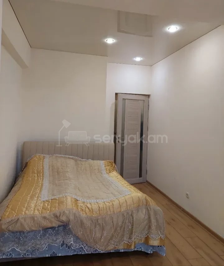 3 Սենյականոց Բնակարան, 78քմ, 4/9 հարկ, Կապիտալ Վերանորոգված, Կահավորված, Արևկող