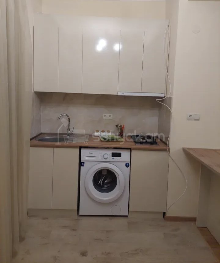 3 Սենյականոց Բնակարան, 78քմ, 4/9 հարկ, Կապիտալ Վերանորոգված, Կահավորված, Արևկող