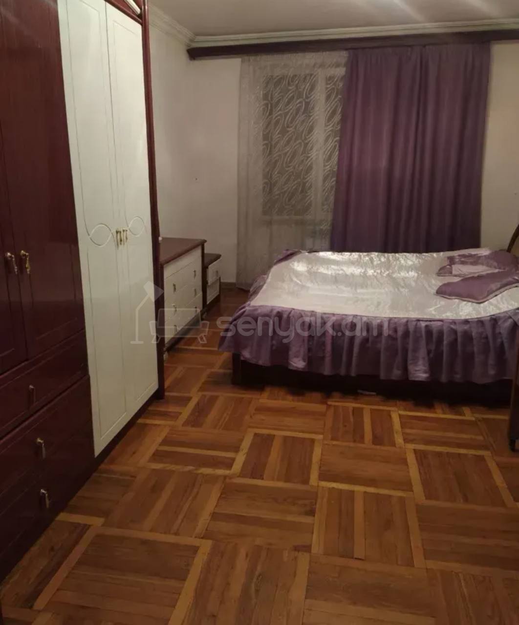 3 Սենյականոց Բնակարան Քարե Շենքում, 76քմ, 1/4 հարկ, Նորմալ Վիճակում, Կահավորված