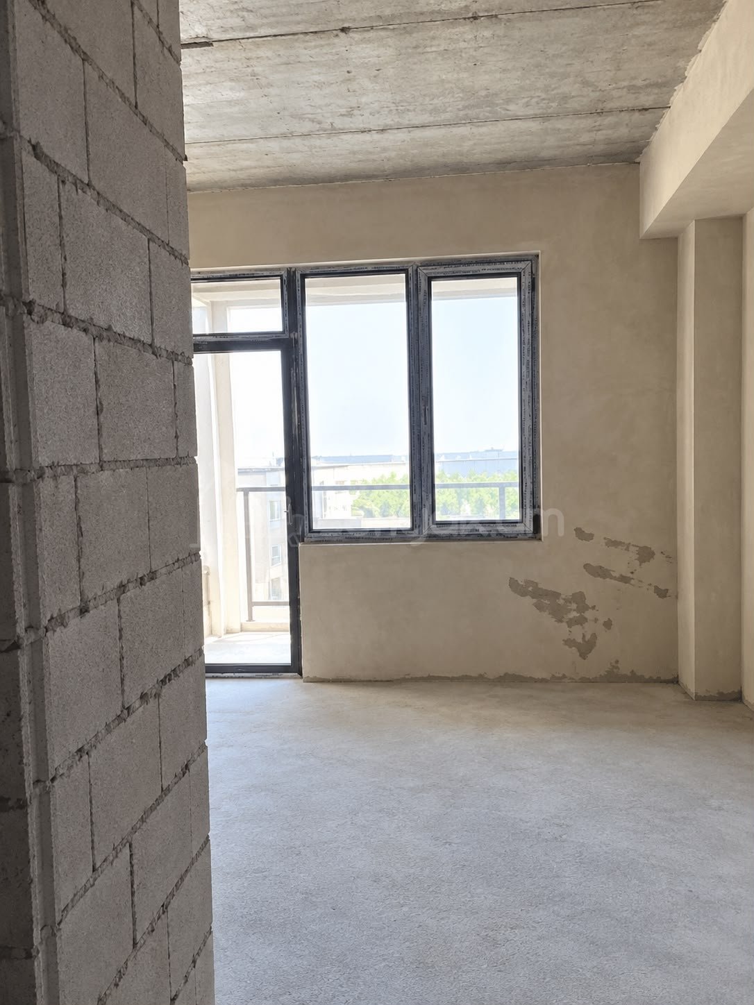 4 Սենյականոց Բնակարան Նորակառույցում, 112քմ, 3/17 հարկ, Զրոյական Վիճակում