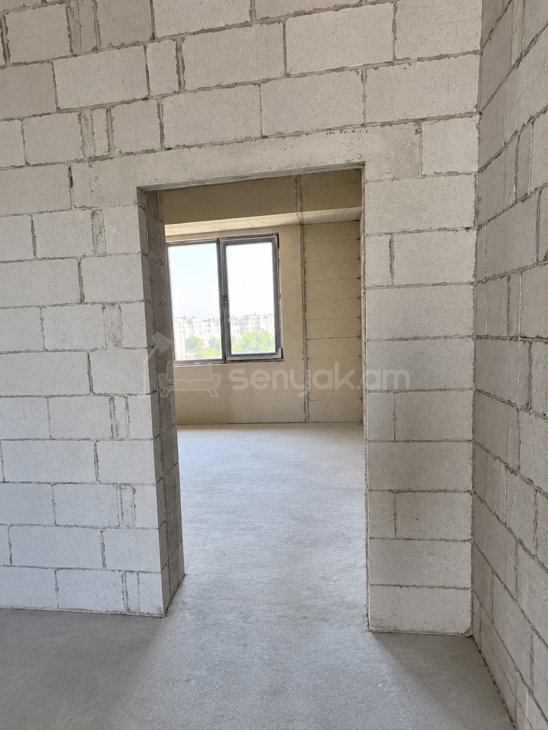 4 Սենյականոց Բնակարան Նորակառույցում, 112քմ, 3/17 հարկ, Զրոյական Վիճակում