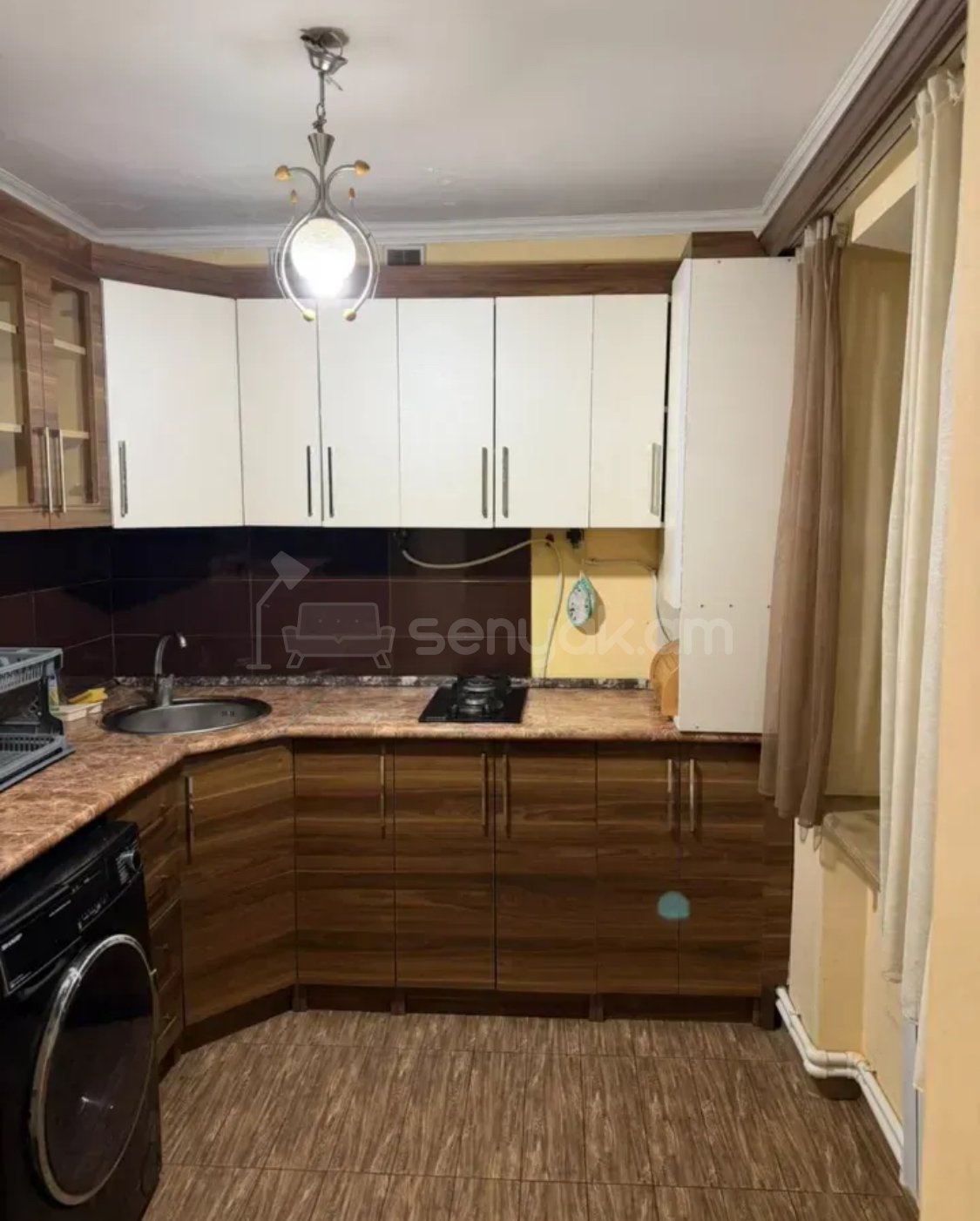 2 Սենյականոց Բնակարան Քարե Շենքում, 54քմ, 1/4 հարկ, Նորմալ Վիճակում, Կահավորված