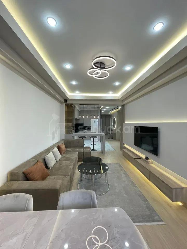 3 Սենյականոց Բնակարան Նորակառույցում, 73քմ, 11/15 հարկ, Դիզայներական Վերանորոգված