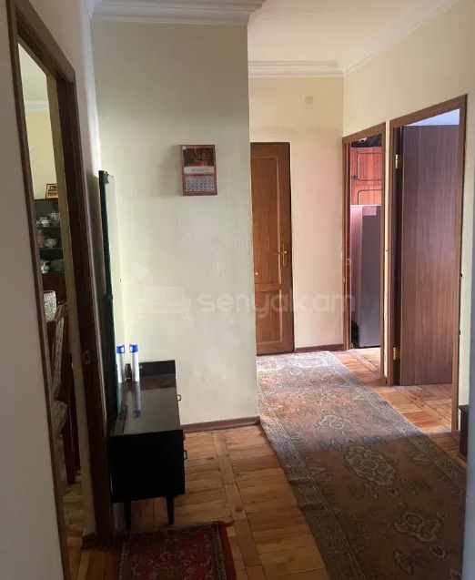 3 Սենյականոց Բնակարան, 75քմ, 3/9 հարկ, Նորմալ Վիճակում