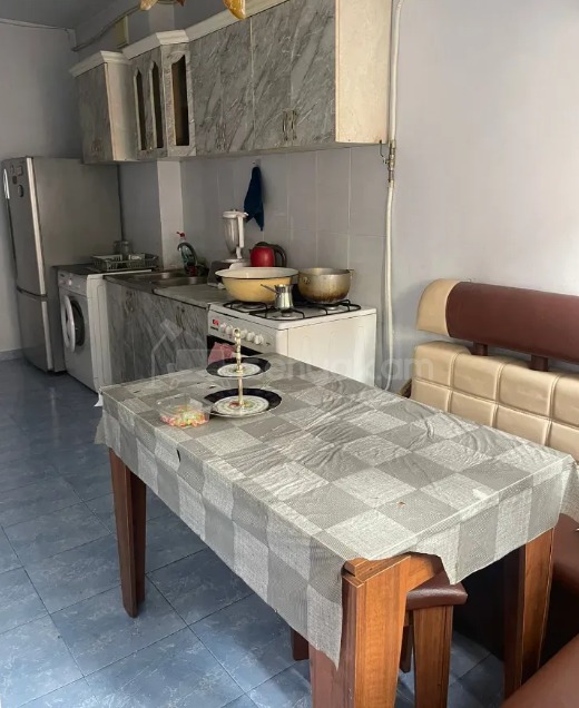 3 Սենյականոց Բնակարան, 75քմ, 3/9 հարկ, Նորմալ Վիճակում