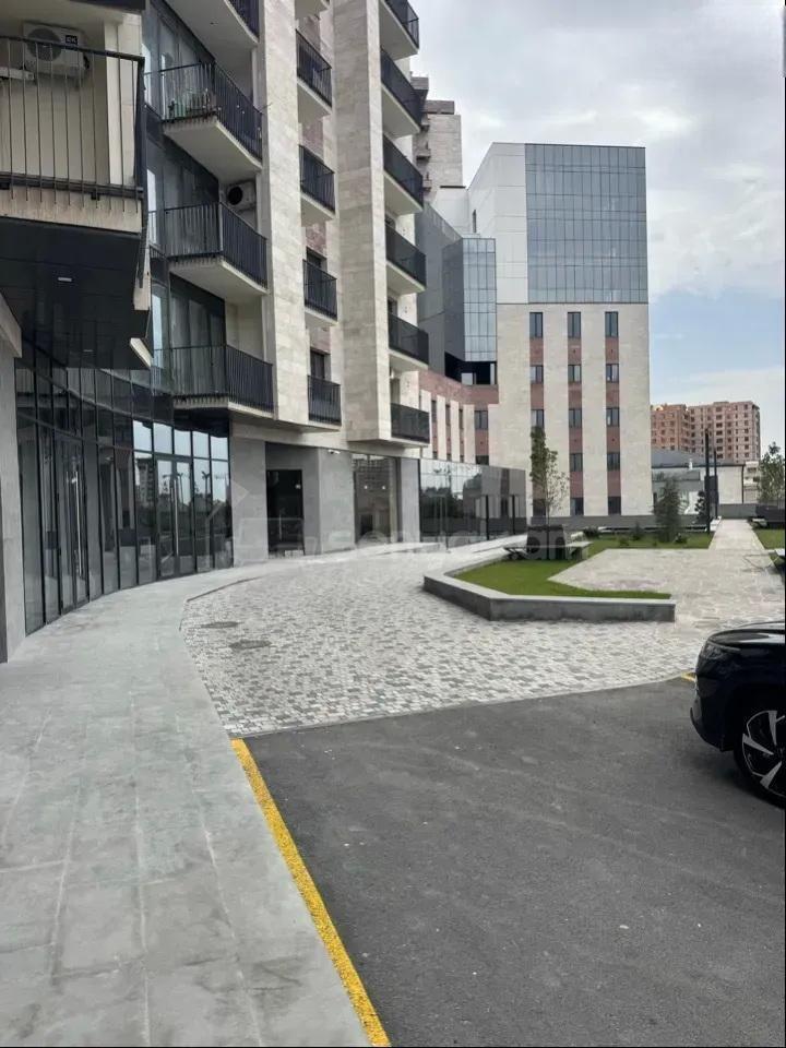 3 Սենյականոց Բնակարան Նորակառույցում, 110քմ, 5/19 հարկ, Զրոյական Վիճակում