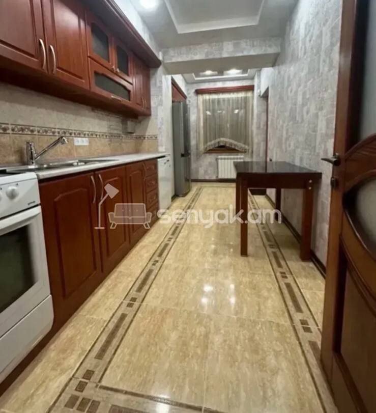 5 Սենյականոց Բնակարան, 172քմ, 1/16 հարկ, Կապիտալ Վերանորոգված
