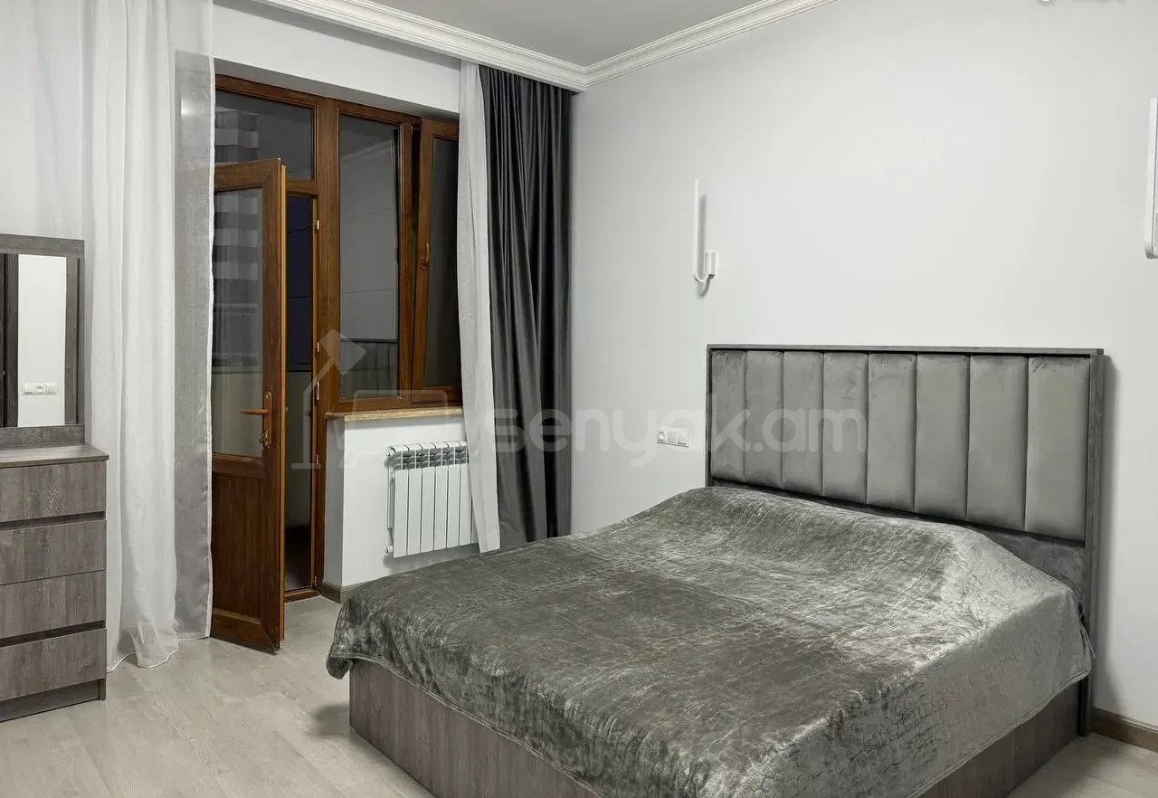 3 Սենյականոց Բնակարան Նորակառույցում, 77քմ, 9/17 հարկ, Դիզայներական Վերանորոգված