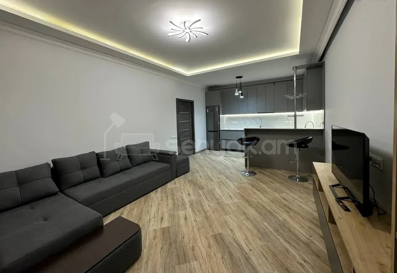 3 Սենյականոց Բնակարան Նորակառույցում, 77քմ, 9/17 հարկ, Դիզայներական Վերանորոգված