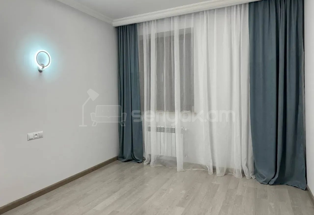 3 Սենյականոց Բնակարան Նորակառույցում, 77քմ, 9/17 հարկ, Դիզայներական Վերանորոգված