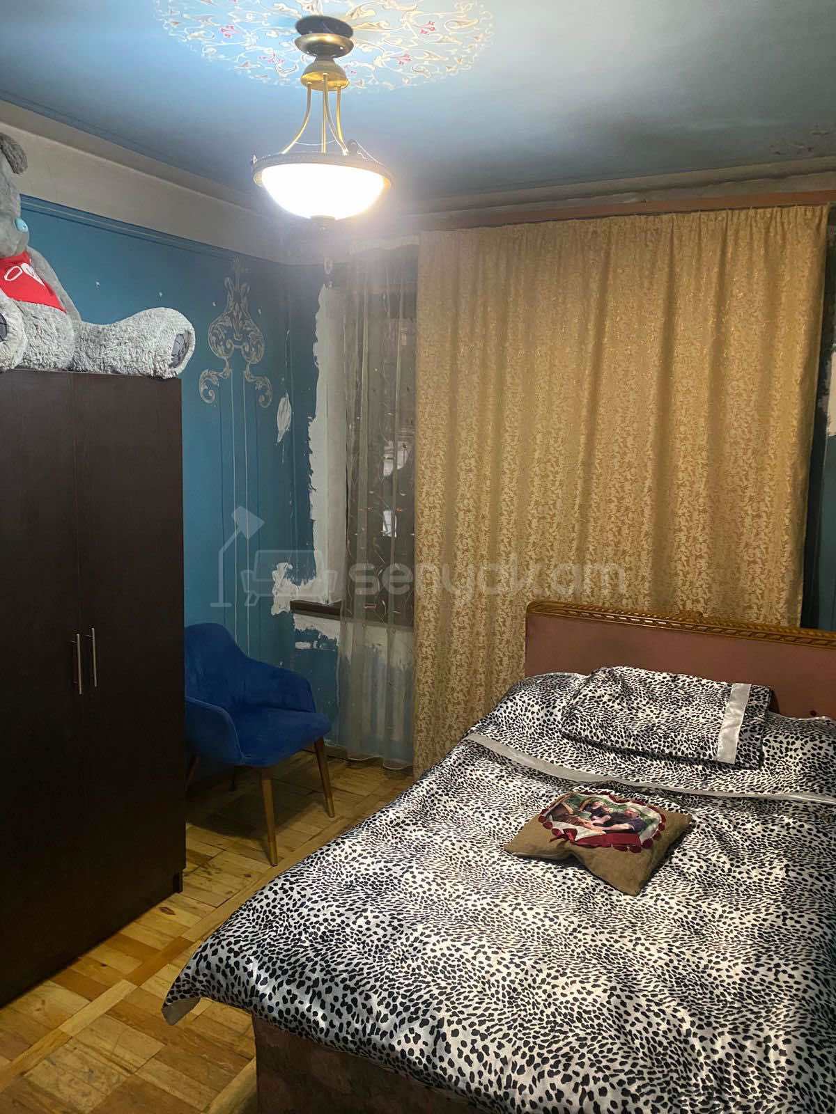 3 Սենյականոց Բնակարան Քարե Շենքում, 80քմ, 1/5 հարկ, Նորմալ Վիճակում