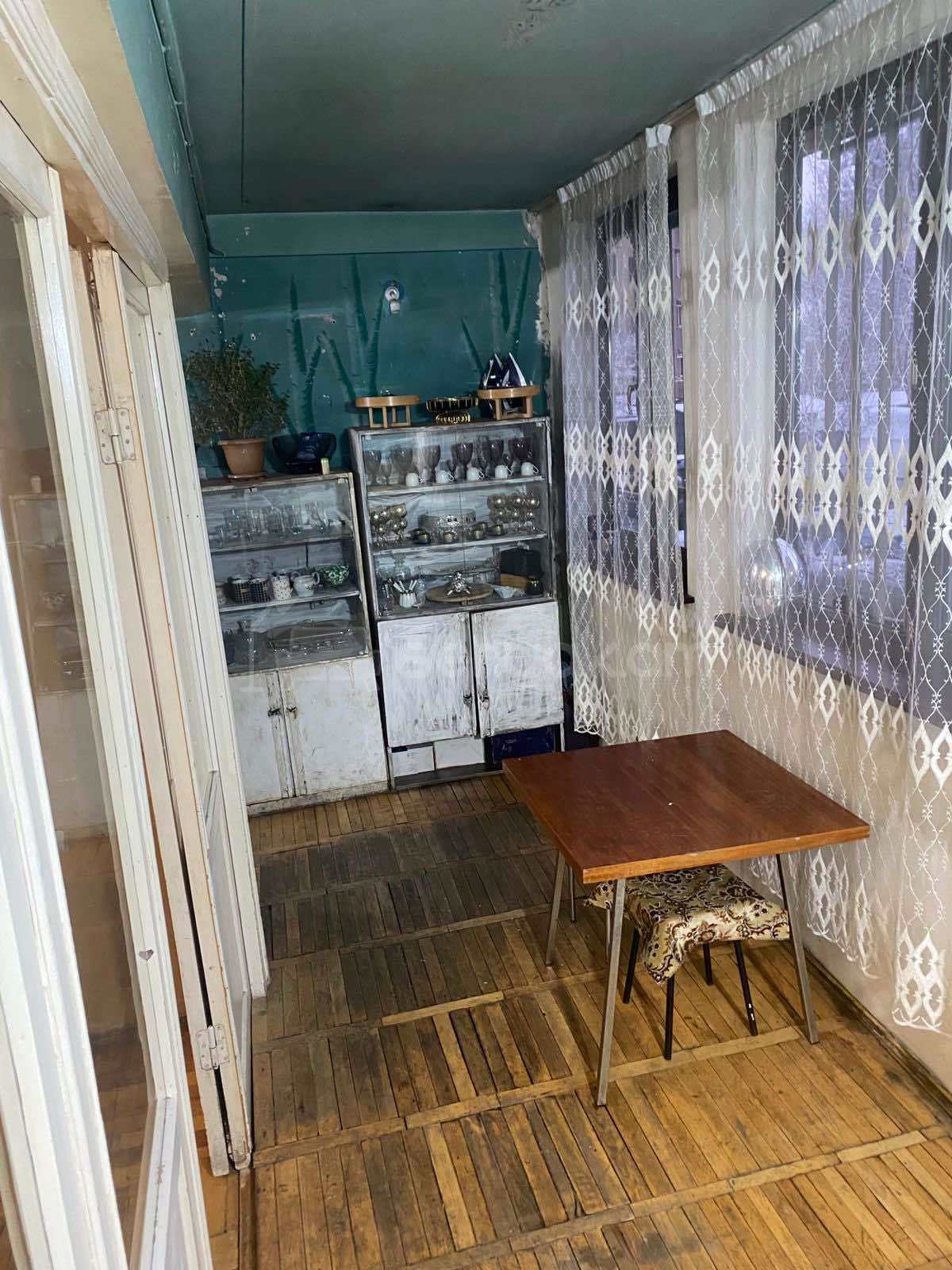 3 Սենյականոց Բնակարան Քարե Շենքում, 80քմ, 1/5 հարկ, Նորմալ Վիճակում