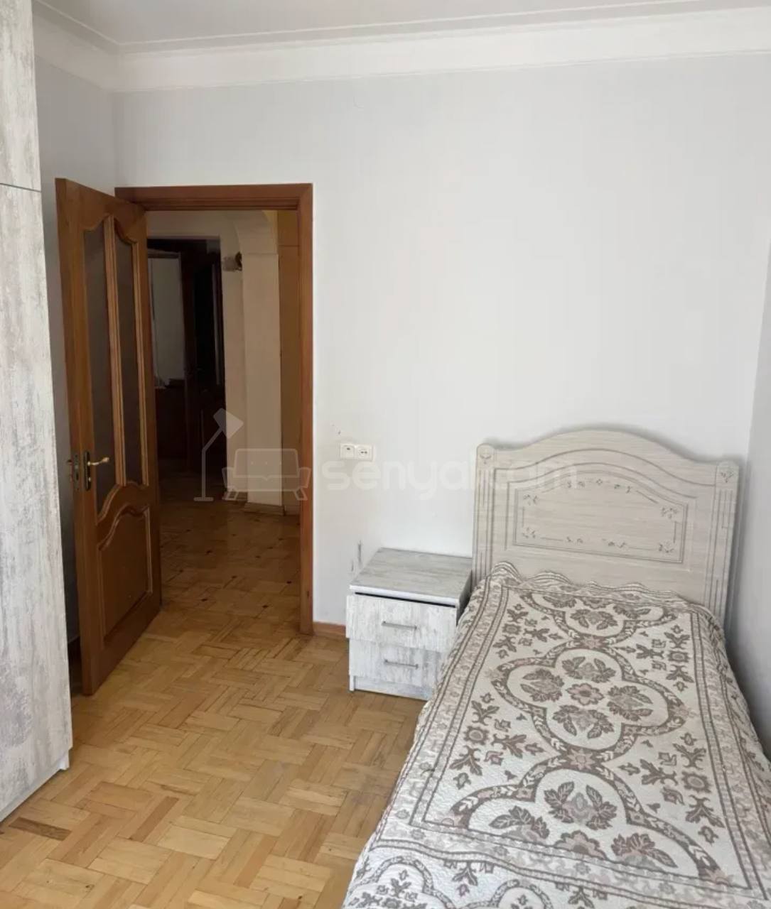 4 Սենյականոց Բնակարան, 80քմ, 4/9 հարկ, Կապիտալ Վերանորոգված, Կահավորված