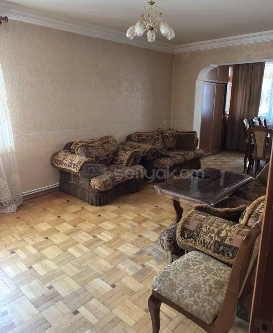 4 Սենյականոց Բնակարան, 80քմ, 4/9 հարկ, Կապիտալ Վերանորոգված, Կահավորված