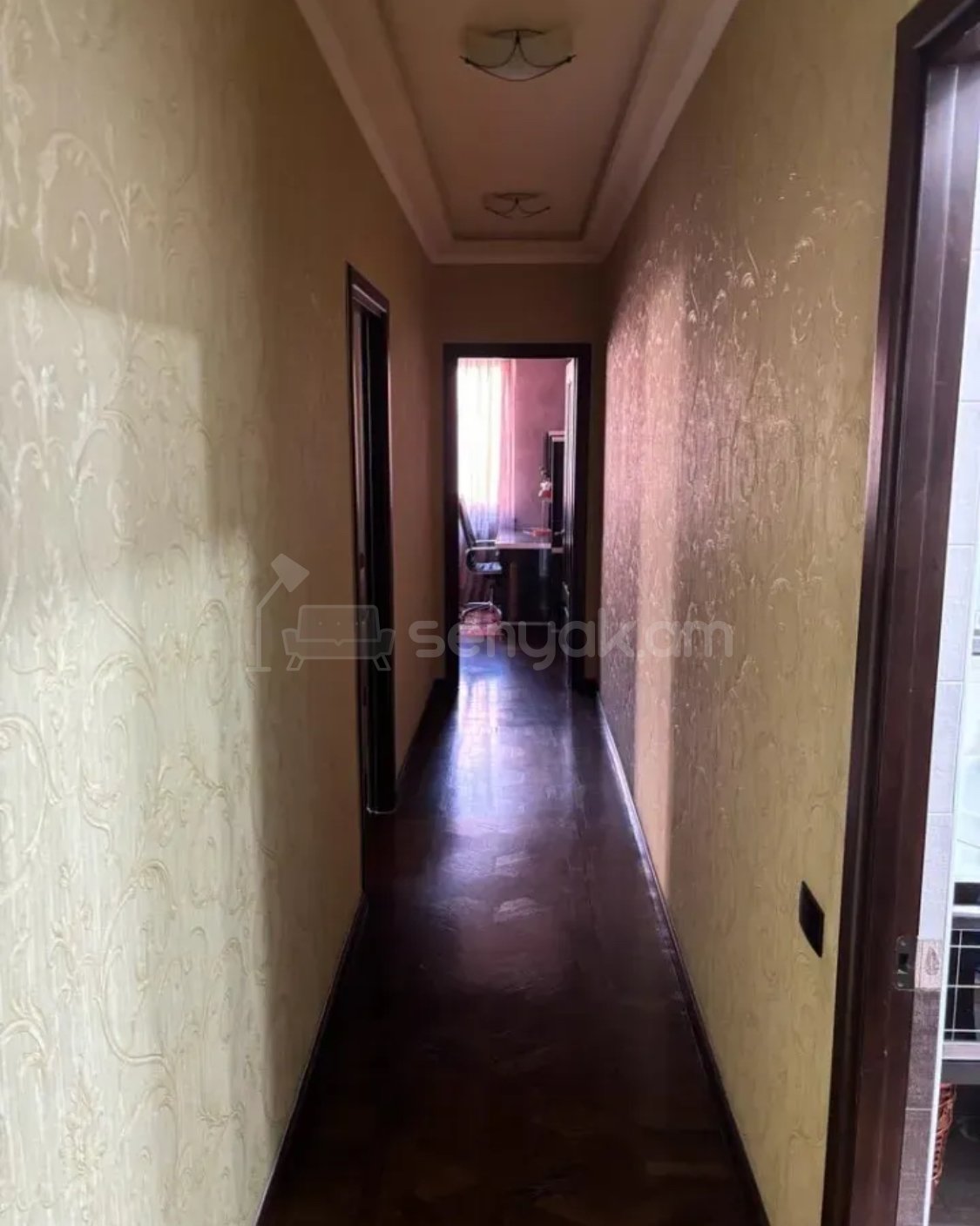 3 Սենյականոց Բնակարան Քարե Շենքում, 75քմ, 4/4 հարկ, Կապիտալ Վերանորոգված, Կահավորված