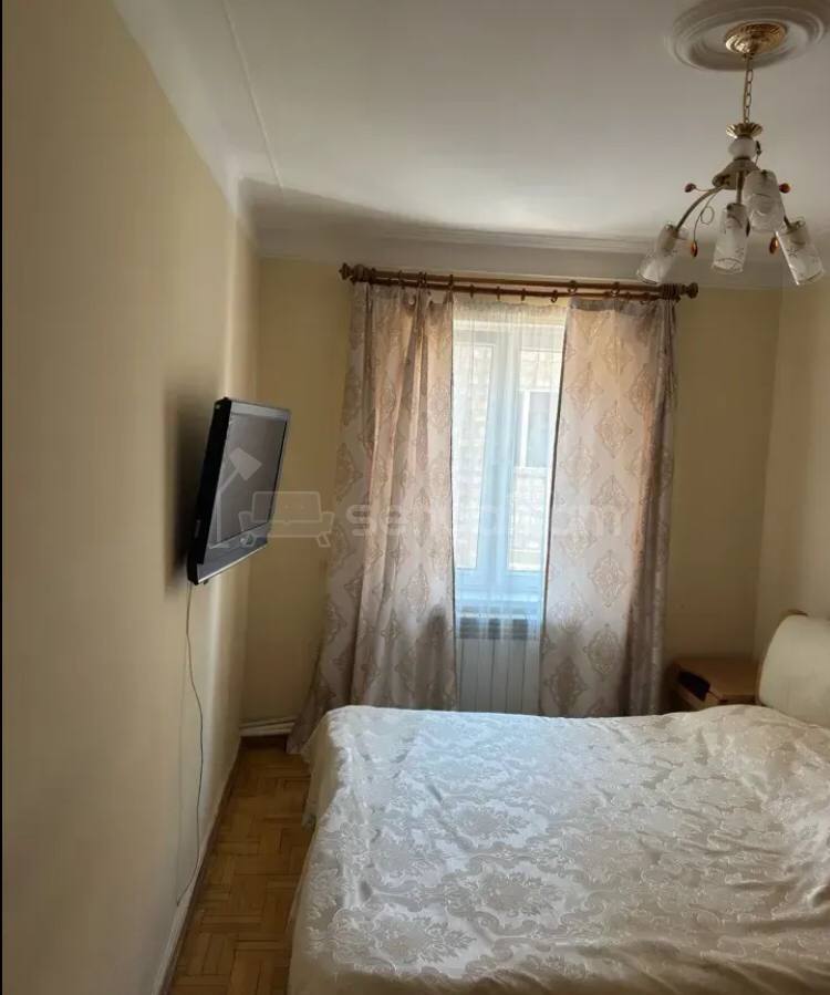 3 Սենյականոց Բնակարան, 80քմ, 4/9 հարկ, Կոսմետիկ Վերանորոգված, Կահավորված