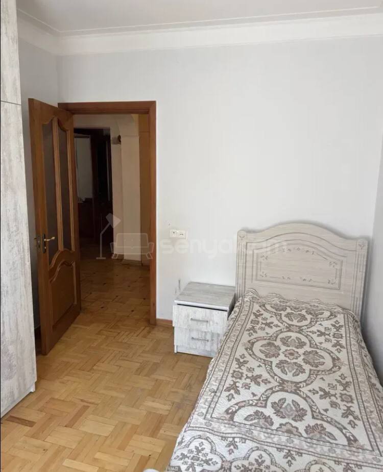 3 Սենյականոց Բնակարան, 80քմ, 4/9 հարկ, Կոսմետիկ Վերանորոգված, Կահավորված