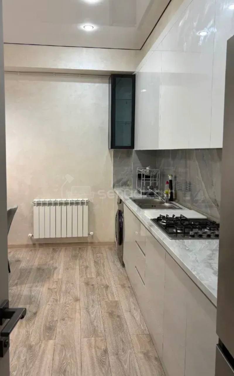 3 Սենյականոց Բնակարան Նորակառույցում, 74քմ, 2/10 հարկ, Կապիտալ Վերանորոգված, Կահավորված, Արևկող
