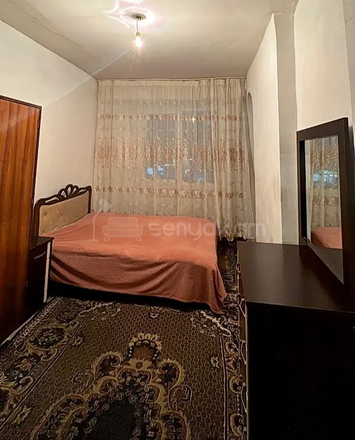 3 Սենյականոց Բնակարան Քարե Շենքում, 68քմ, 2/5 հարկ, Կապիտալ Վերանորոգված, Կահավորված