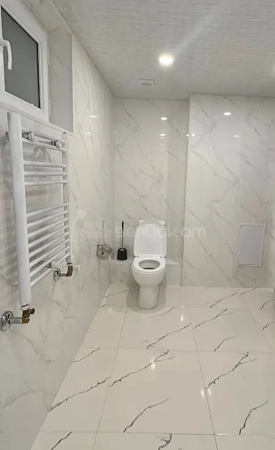 3 Սենյականոց Բնակարան Քարե Շենքում, 68քմ, 2/5 հարկ, Կապիտալ Վերանորոգված, Կահավորված