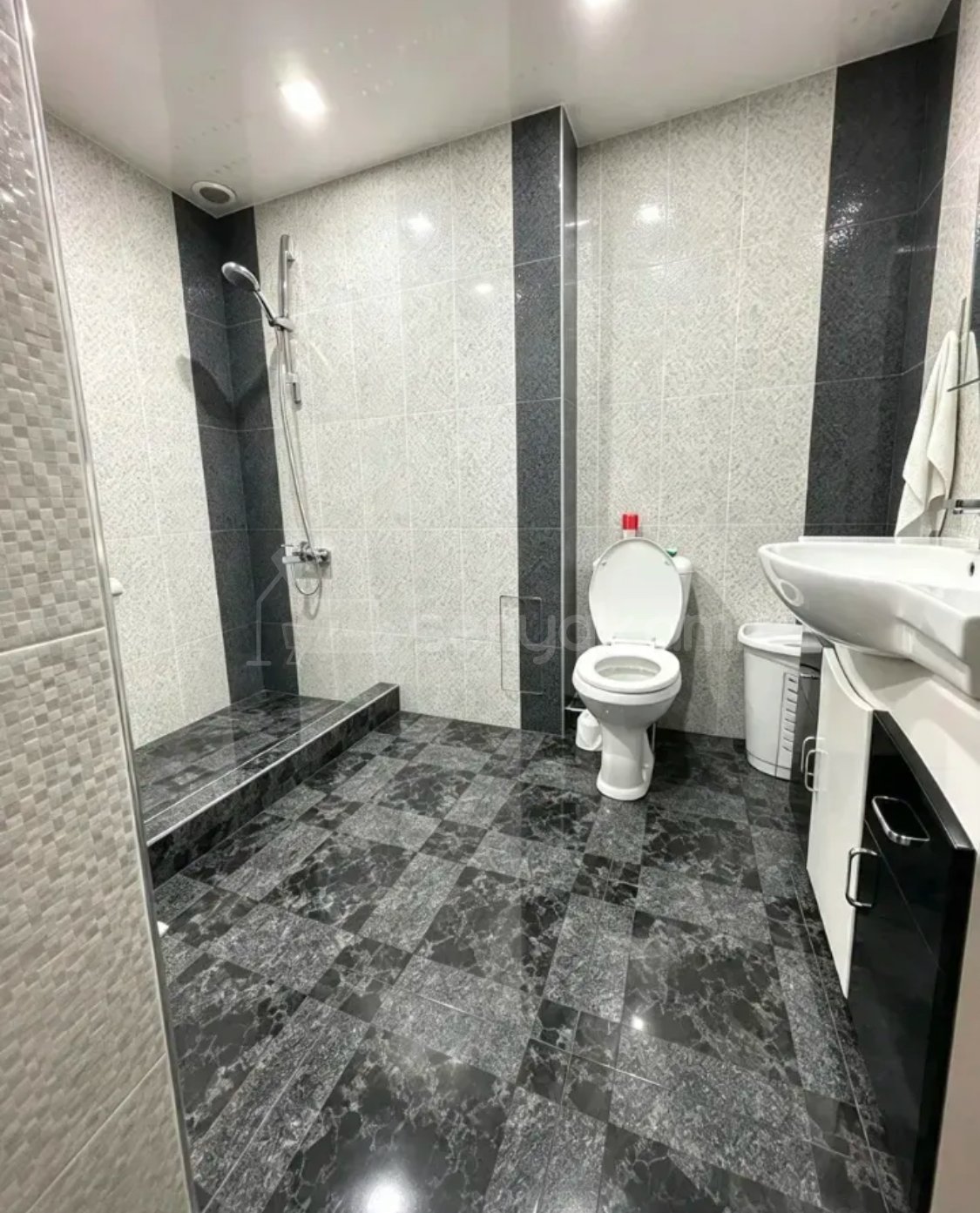 2 Սենյականոց Բնակարան, 56քմ, 4/9 հարկ, Կապիտալ Վերանորոգված, Կահավորված, Արևկող