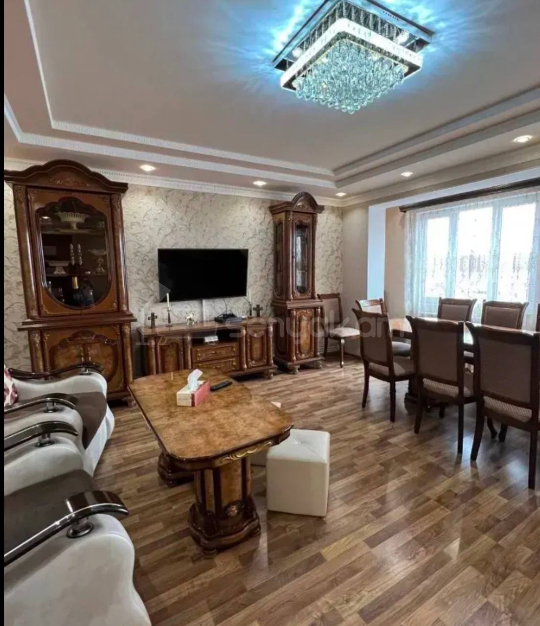 3 Սենյականոց Բնակարան, 91քմ, 9/9 հարկ, Կապիտալ Վերանորոգված, Կահավորված, Արևկող