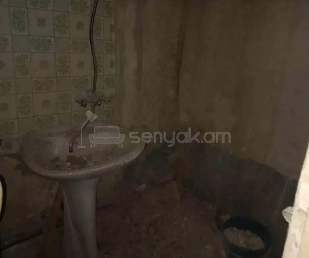 1 Սենյականոց Բնակարան, 49քմ, 2/14 հարկ, Պետական Վիճակում