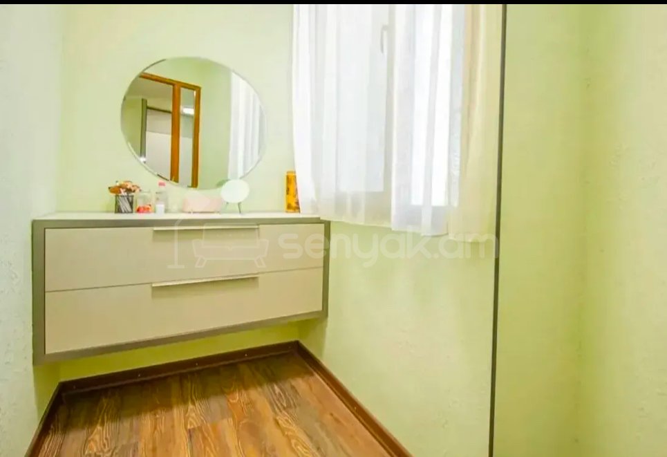 1 Սենյականոց Բնակարան, 40քմ, 5/12 հարկ, Կապիտալ Վերանորոգված, Կահավորված