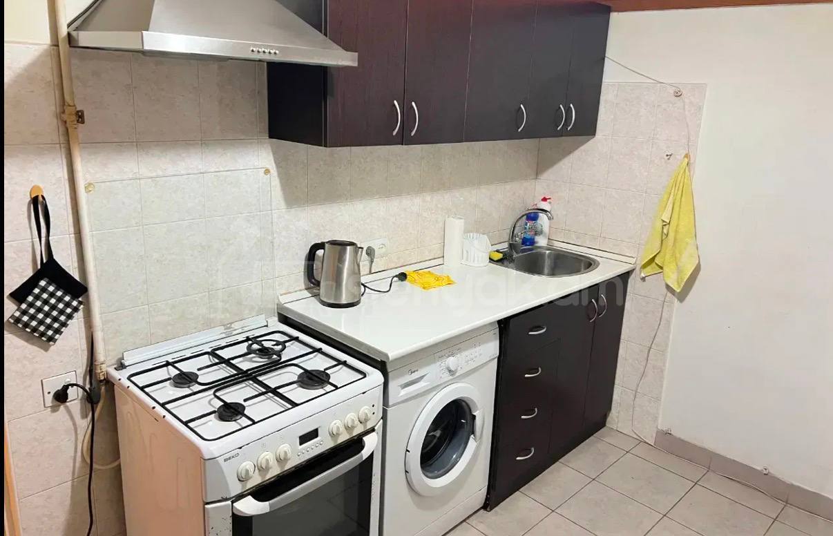 2 Սենյականոց Բնակարան Քարե Շենքում, 51քմ, 8/8 հարկ, Կապիտալ Վերանորոգված