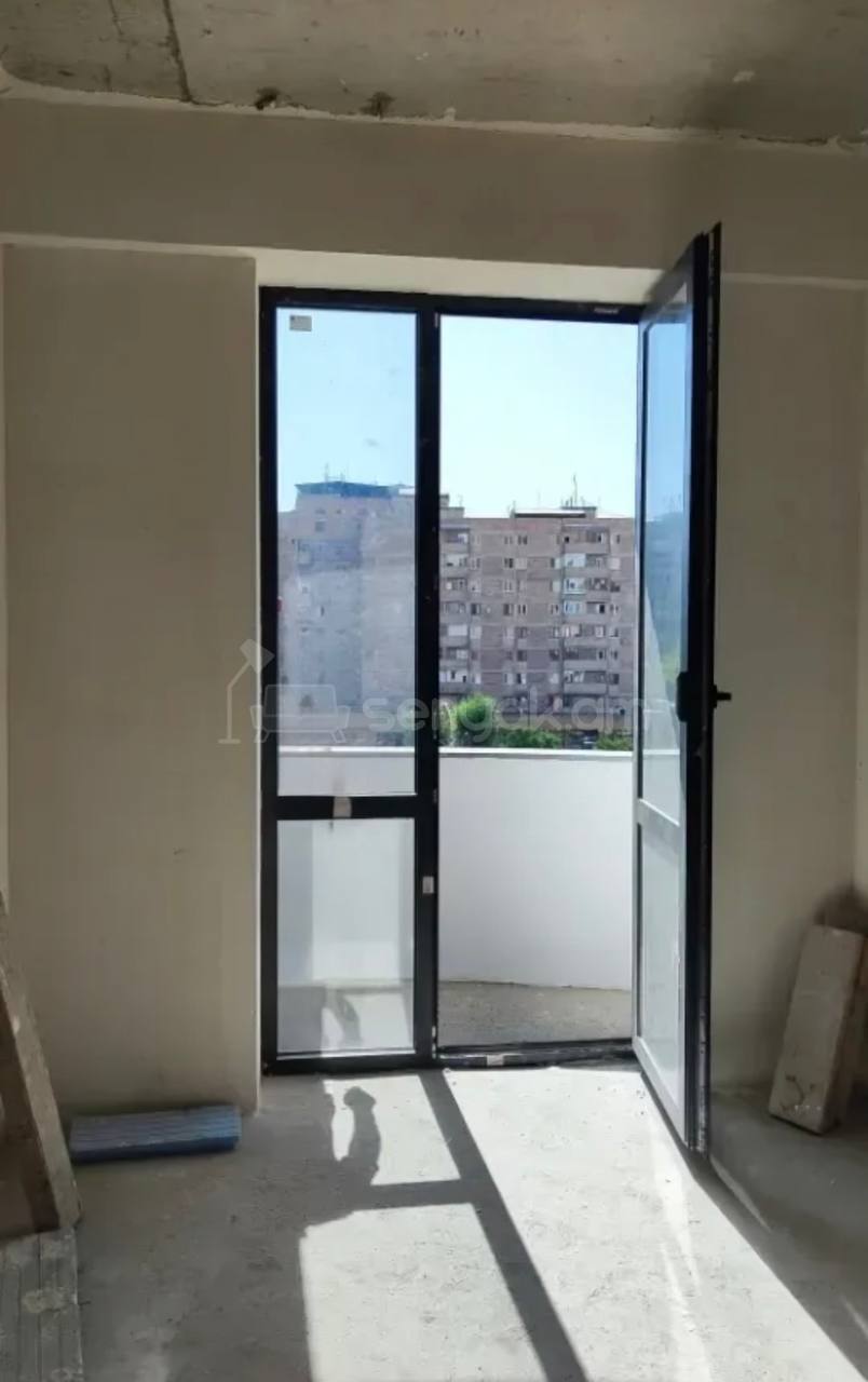 2 Սենյականոց Բնակարան, 57քմ, 5/12 հարկ, Զրոյական Վիճակում