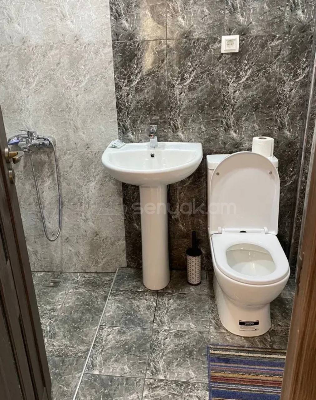 3 Սենյականոց Սեփական Տուն, 65քմ, Կապիտալ Վերանորոգված, Կահավորված