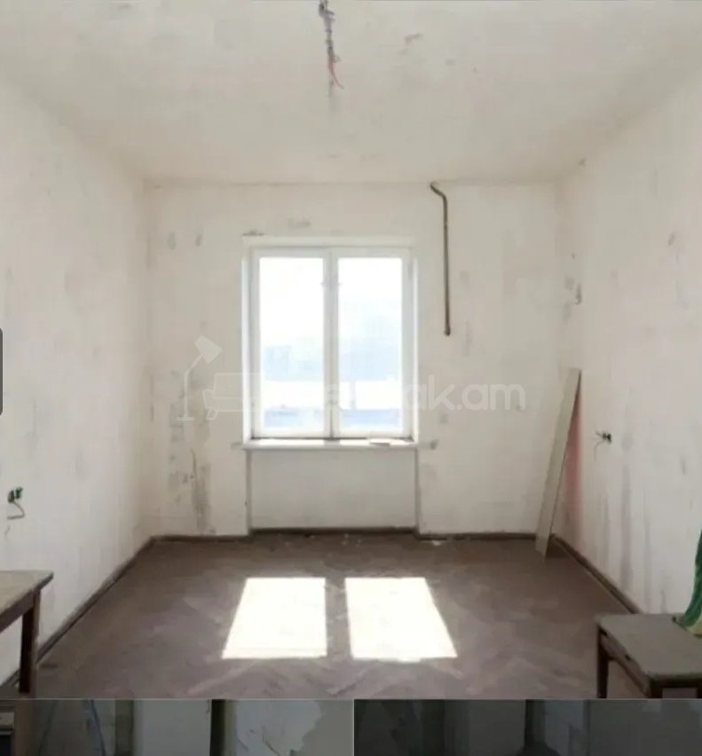 2 Սենյականոց Բնակարան Քարե Շենքում, 54քմ, 5/5 հարկ, Պետական Վիճակում