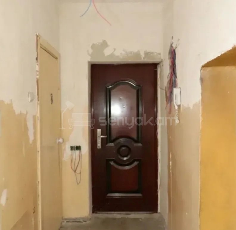 2 Սենյականոց Բնակարան Քարե Շենքում, 54քմ, 5/5 հարկ, Պետական Վիճակում